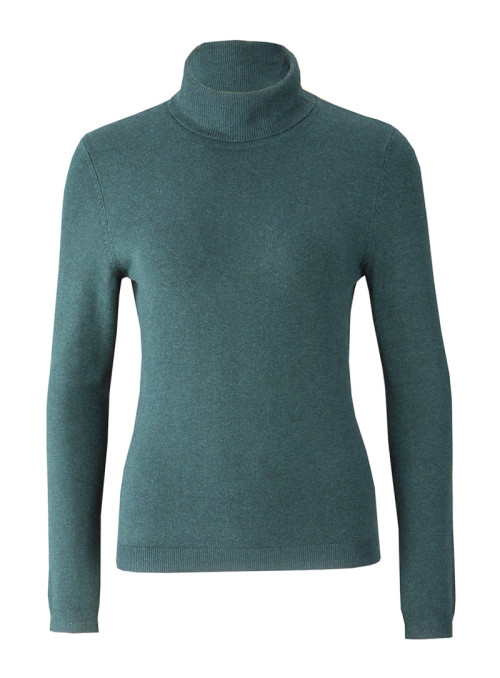Slightly mottled turtleneck...