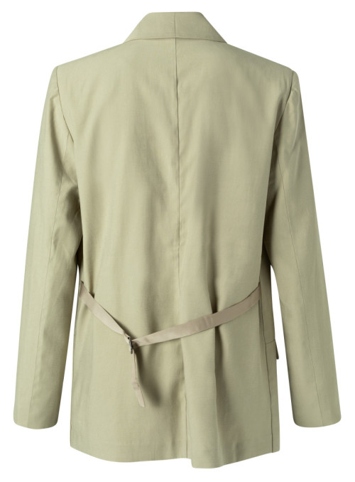 Blazer with back strap