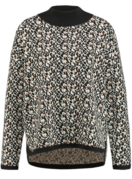 Knit sweater with leopard...