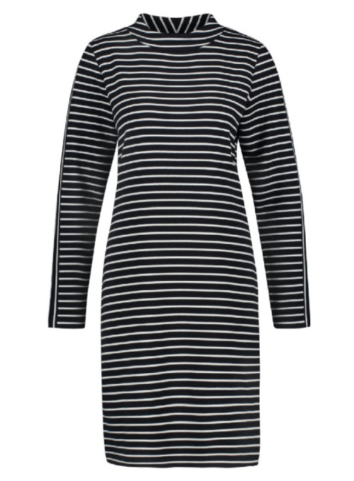 Robe rayée à manches longues