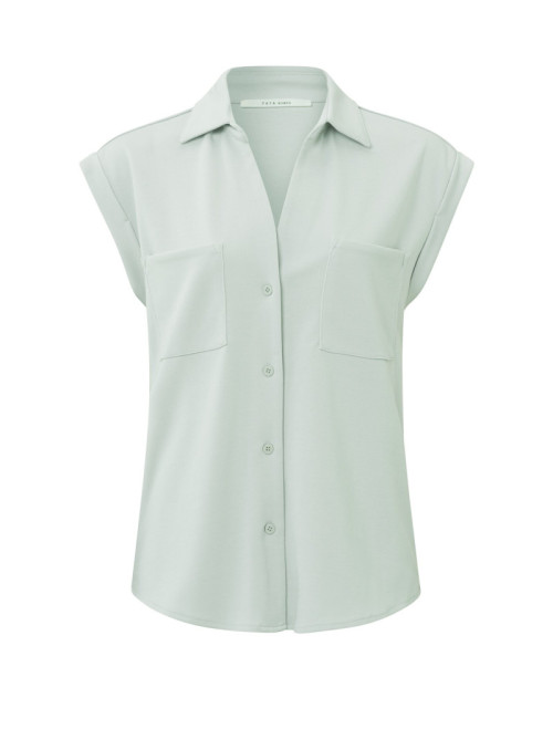 Sleeveless button up pocket bl