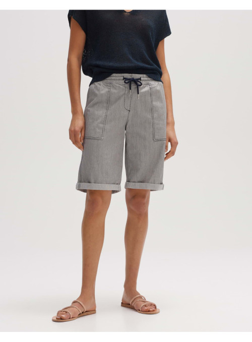 Shorts made of a cotton mix