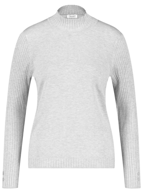 Pullover mit Rippdetails...