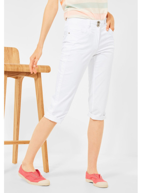 Casual fit capri pants