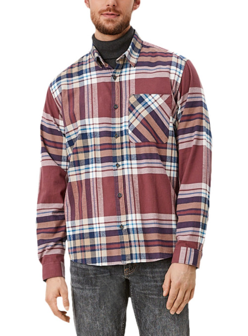 Plaid shirt with chest pocket