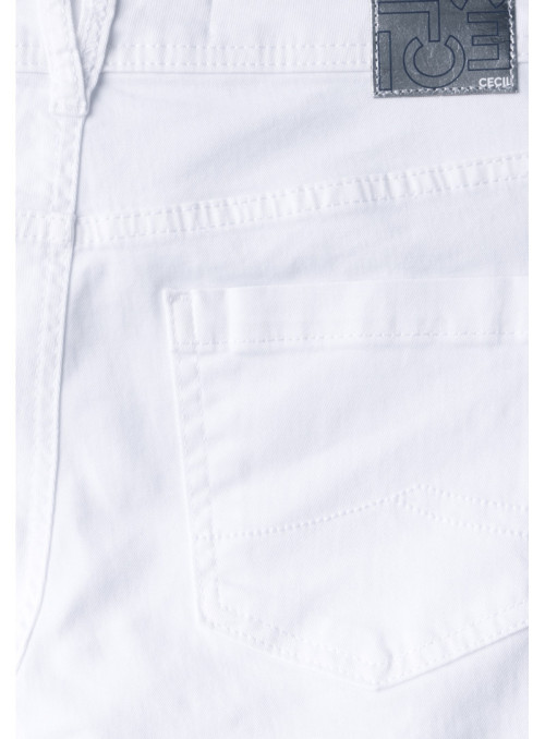Style NOS Scarlett White 22